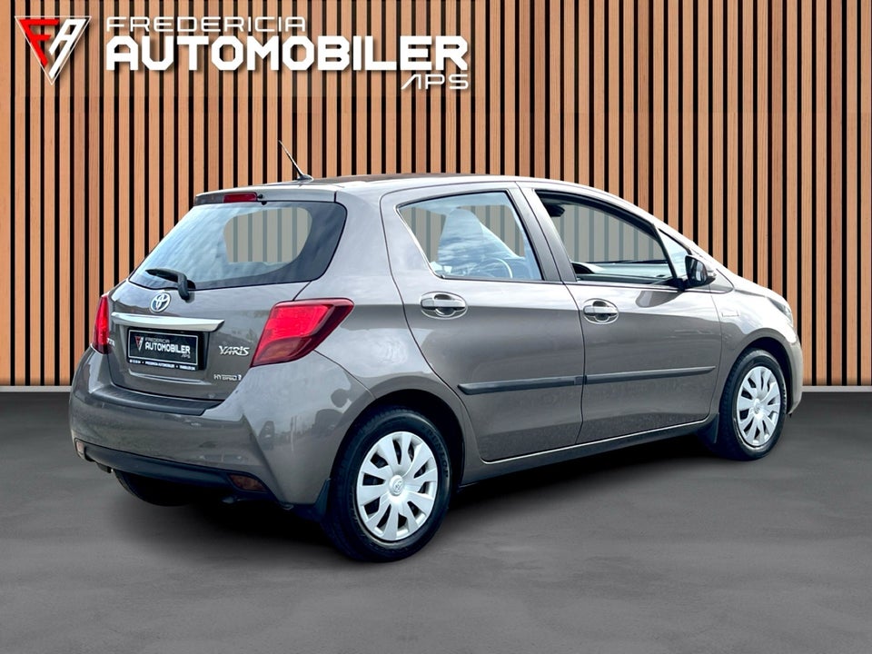 Toyota Yaris 1,5 Hybrid H2 e-CVT 5d