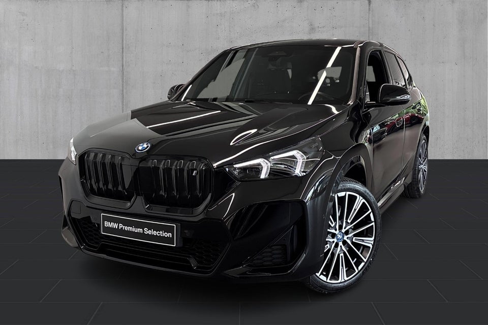 BMW iX1 xDrive30 M-Sport 5d