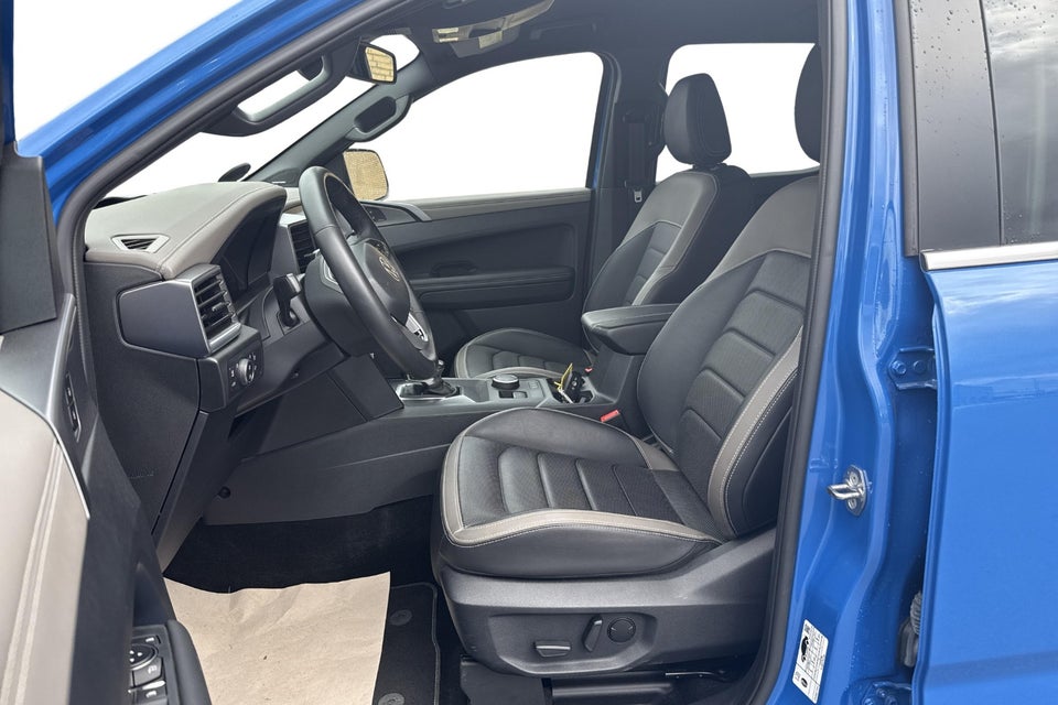 VW Amarok 3,0 TDi 240 Aventura aut. 4Motion 4d