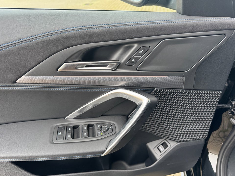 BMW iX2 eDrive20 M-Sport 5d