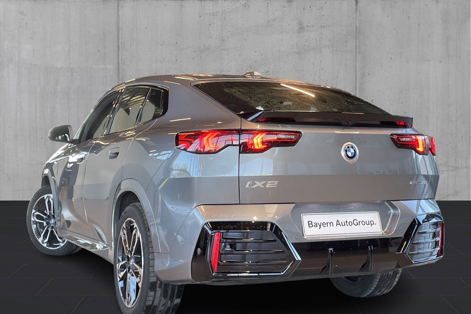 BMW iX2 eDrive20 M-Sport 5d