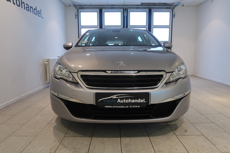 Peugeot 308 1,6 THP 125 Active 5d