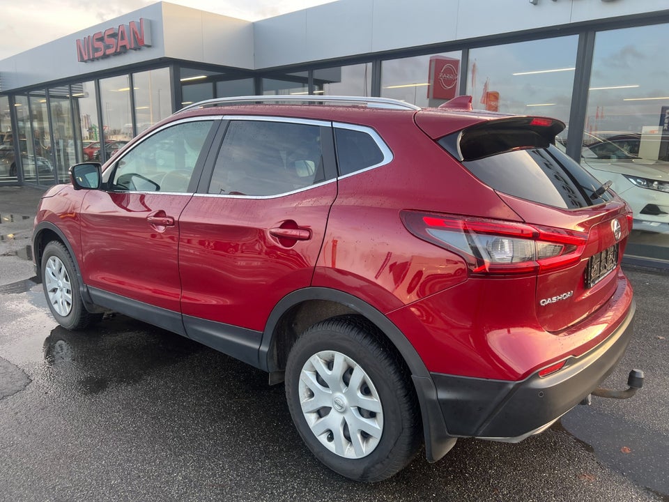 Nissan Qashqai 1,6 dCi 130 N-Connecta 5d