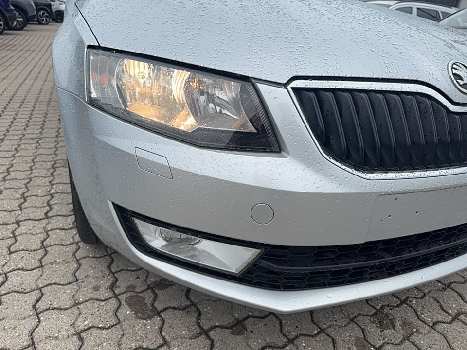Skoda Octavia 1,4 TSi 140 Ambition Combi DSG 5d