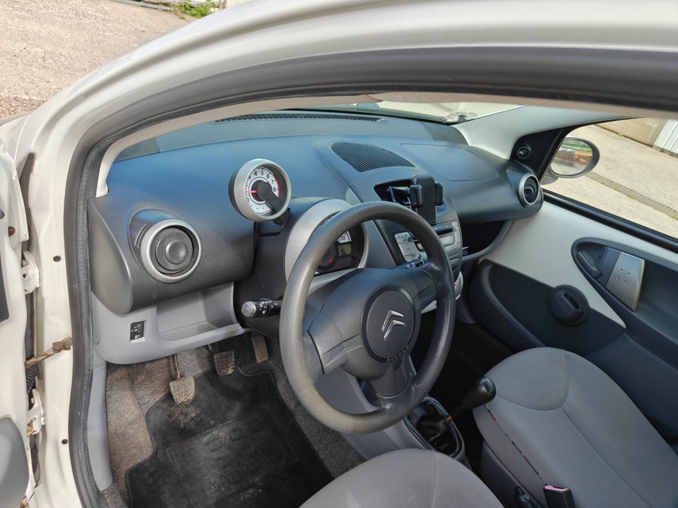 Citroën C1 1,0i SX 5d
