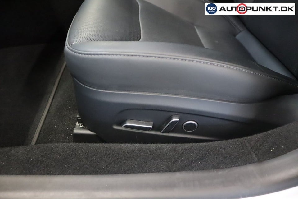 Tesla Model 3 Long Range AWD 4d