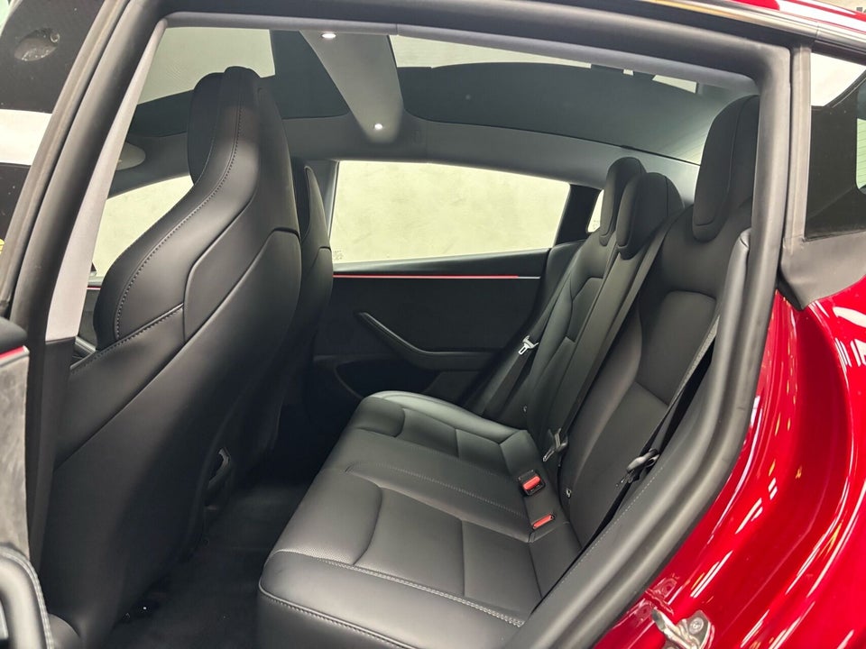 Tesla Model 3 Performance AWD 4d