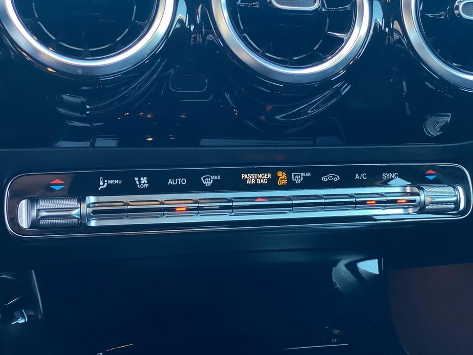 Mercedes A200 1,3 AMG Line aut. 5d