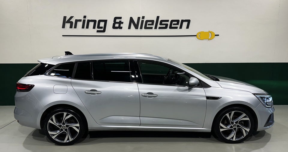 Renault Megane IV 1,6 E-Tech R.S. Line Sport Tourer 5d