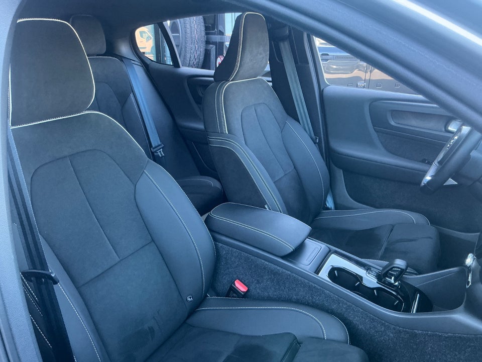 Volvo C40 P8 ReCharge Twin First Edition 5d