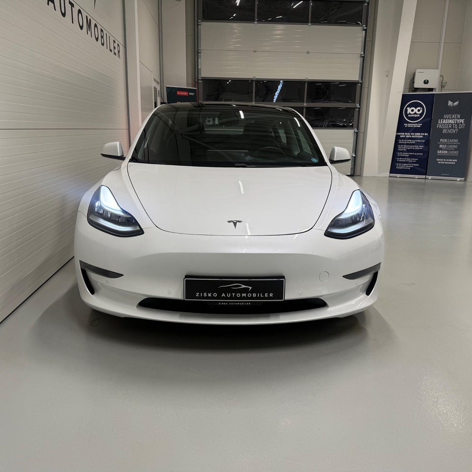 Tesla Model 3 Long Range AWD 4d