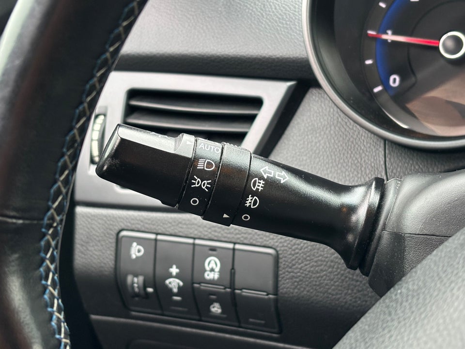 Hyundai i30 1,6 CRDi 110 EM-Edition 5d