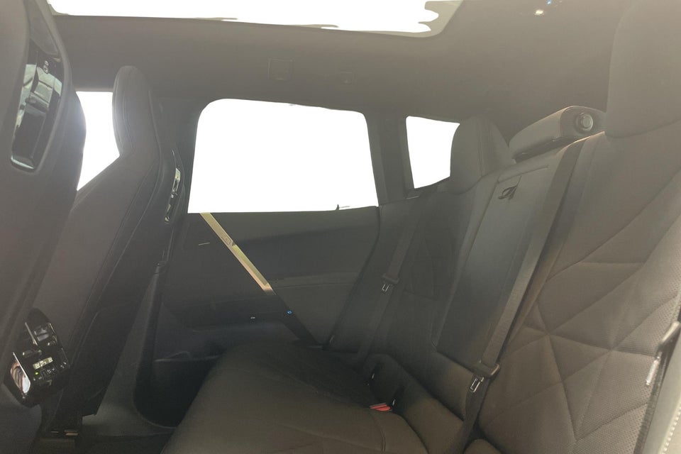 BMW iX xDrive40 Supercharged 5d