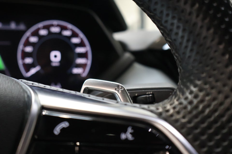 Audi e-tron GT quattro 4d