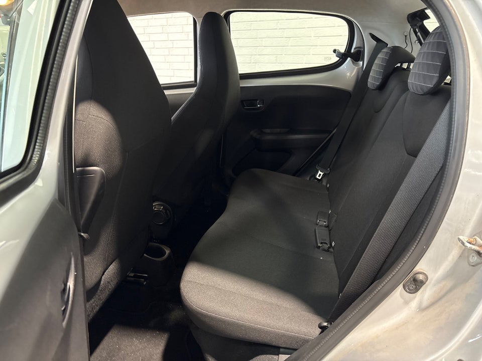 Peugeot 108 1,0 e-VTi 72 Allure+ 5d