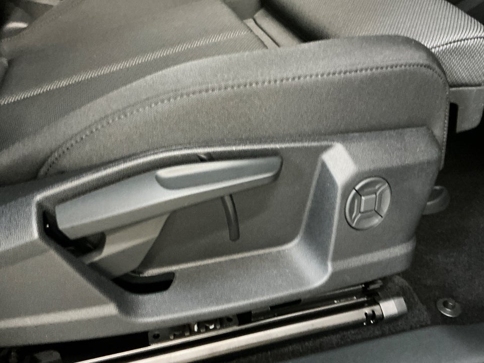 Audi Q4 e-tron 45 S-line 5d