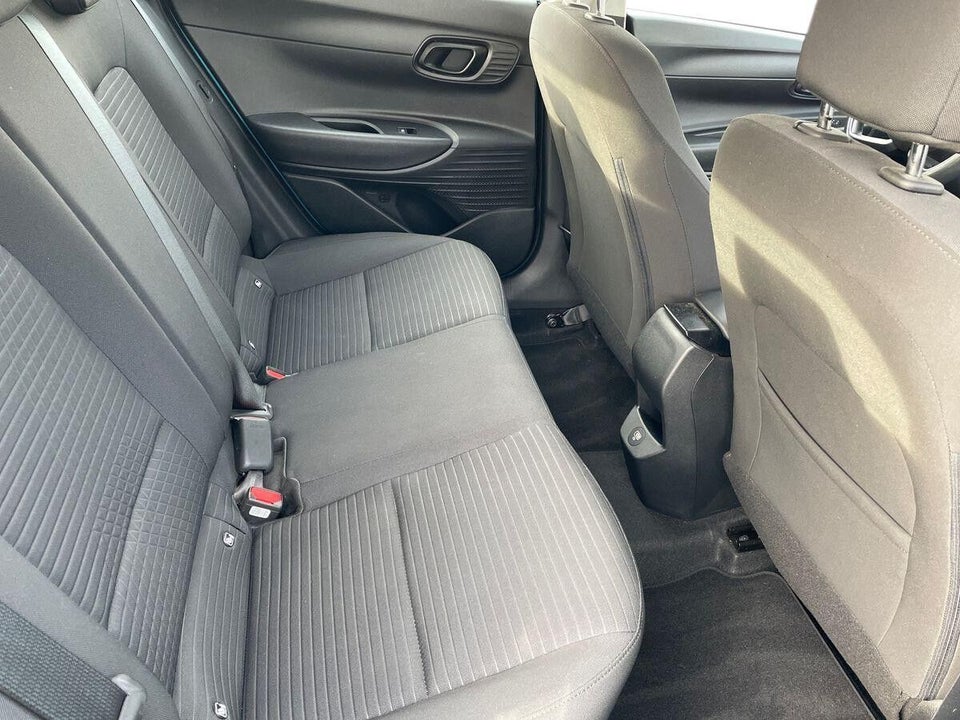 Hyundai i20 1,0 T-GDi Essential DCT 5d