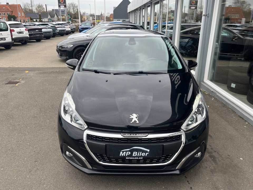 Peugeot 208 1,5 BlueHDi 100 Allure Sky 5d