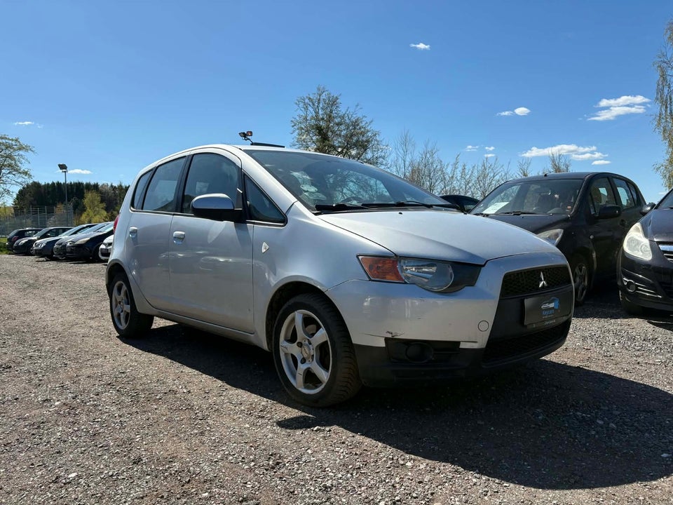 Mitsubishi Colt 1,1 Invite ClearTec 5d