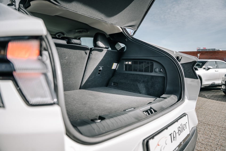 Ford Mustang Mach-E 70 Standard Range 5d