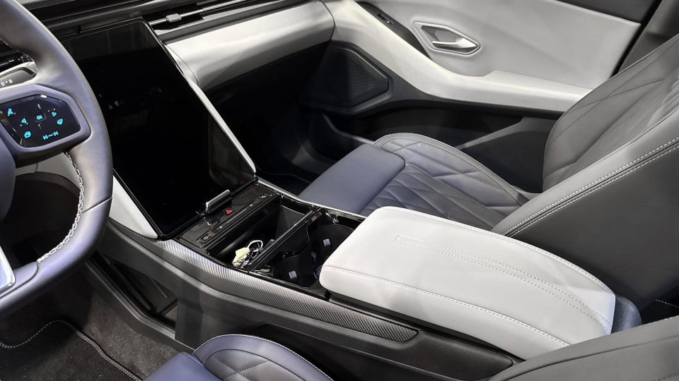 Ford Capri 77 Premium Extended Range 5d