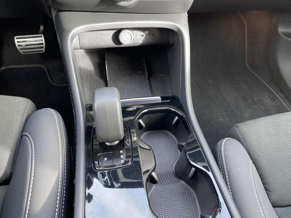 Volvo XC40 P6 ReCharge Pro 5d