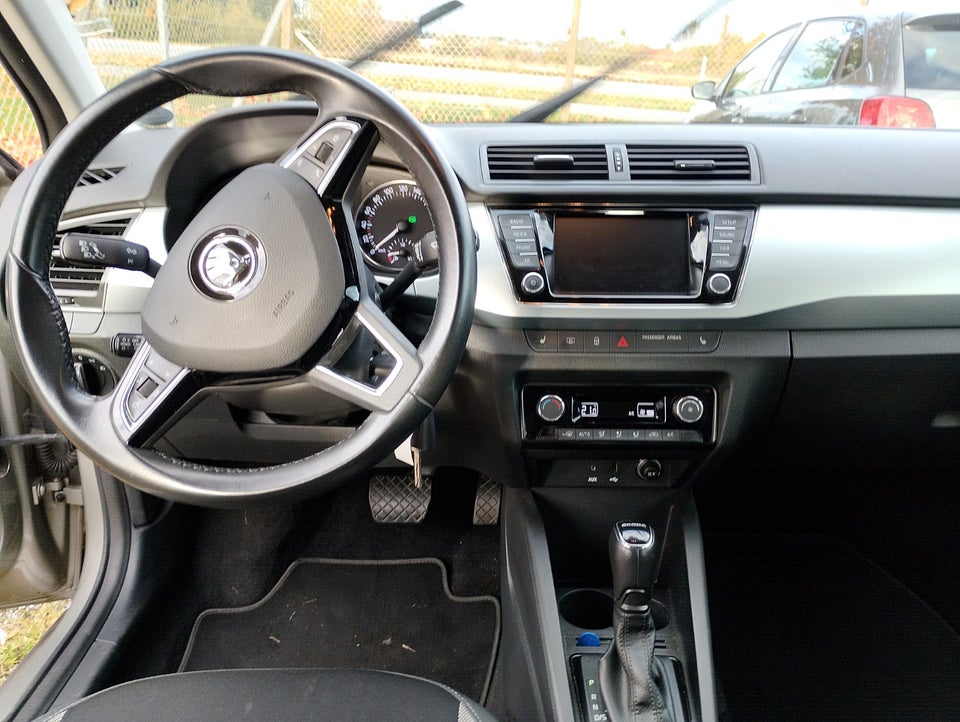 Skoda Fabia 1,0 TSi 110 Ambition Combi DSG 5d