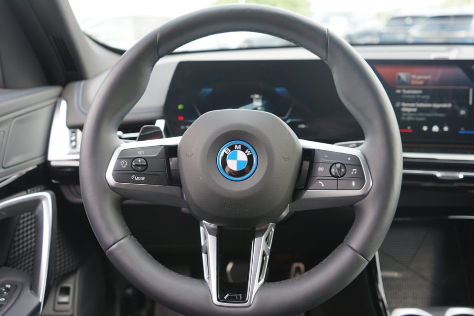 BMW iX1 eDrive20 M-Sport 5d