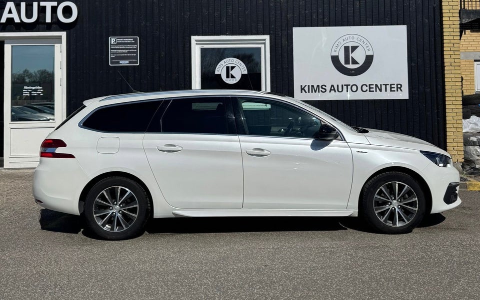 Peugeot 308 1,2 e-THP 130 GT Line SW EAT6 5d