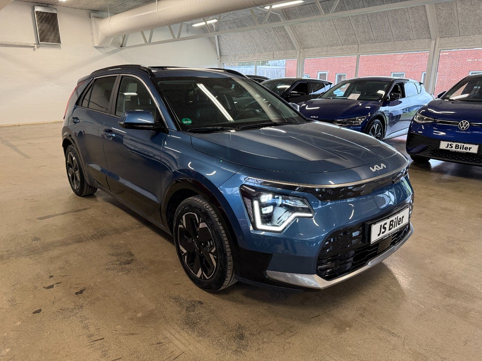 Kia Niro 64 EV Upgrade 5d
