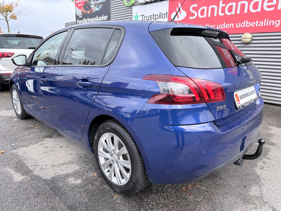 Peugeot 308 1,5 BlueHDi 130 Prestige 5d