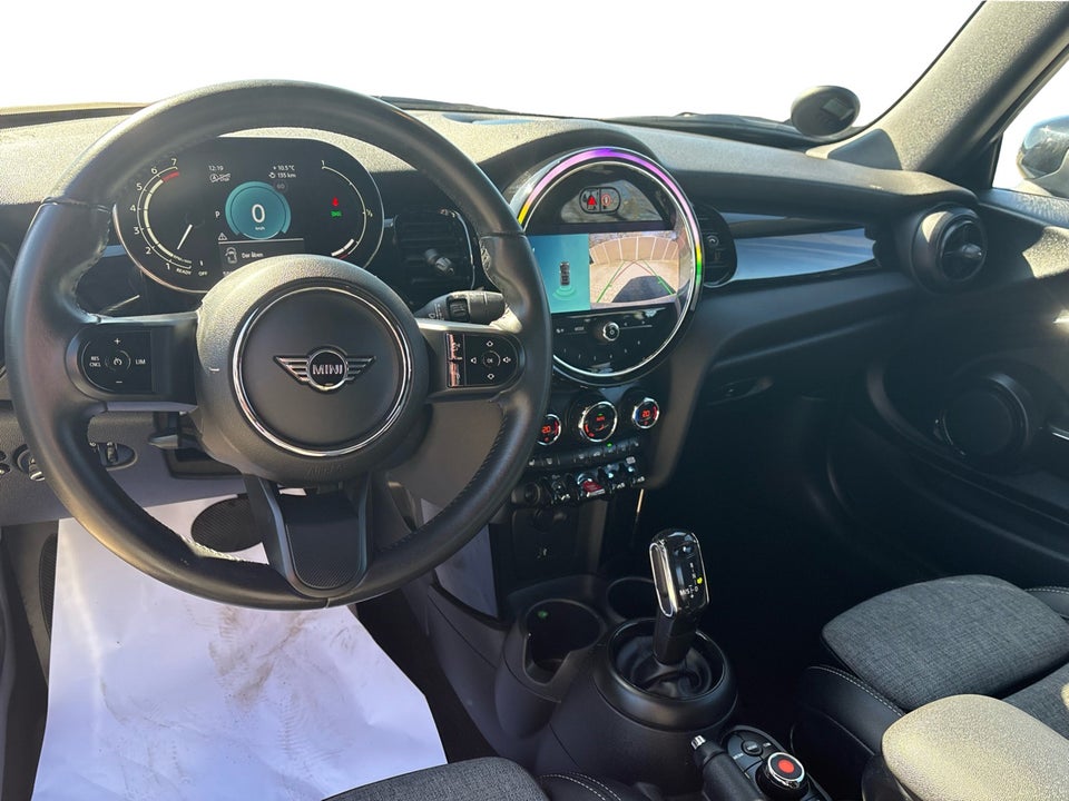 MINI Cooper 1,5 Essential Cabriolet aut. 2d