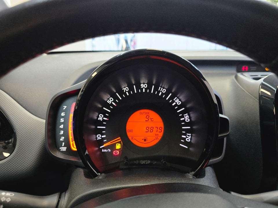 Peugeot 108 1,0 e-VTi 72 Allure+ 5d