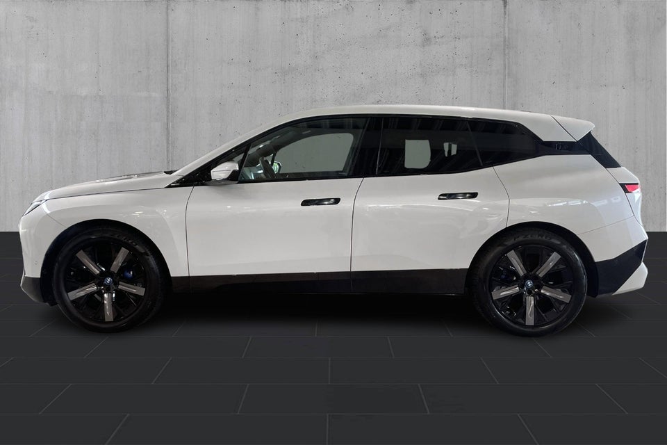 BMW iX xDrive40 Sport 5d