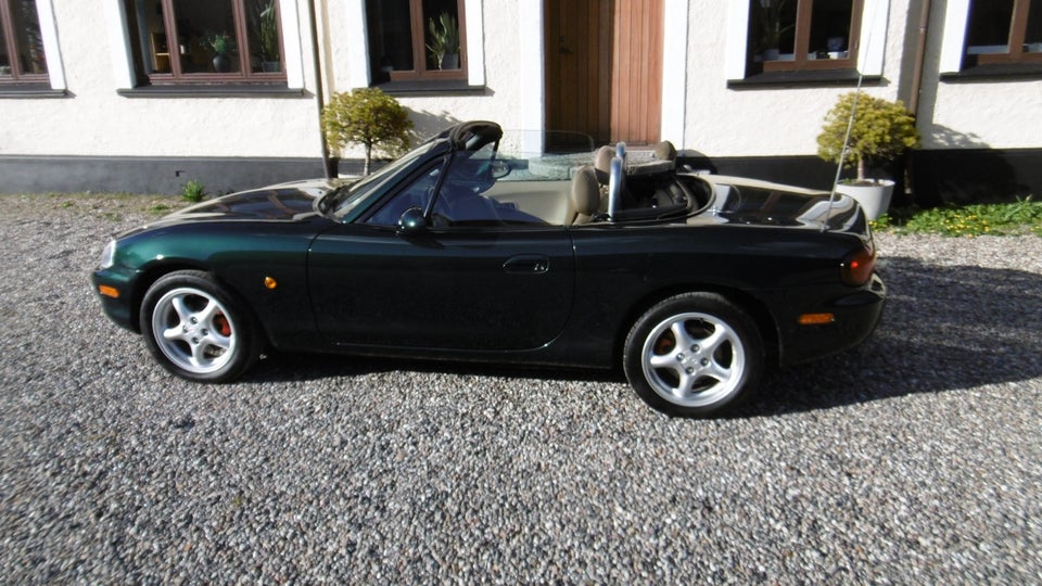 Mazda MX-5 1,8  2d