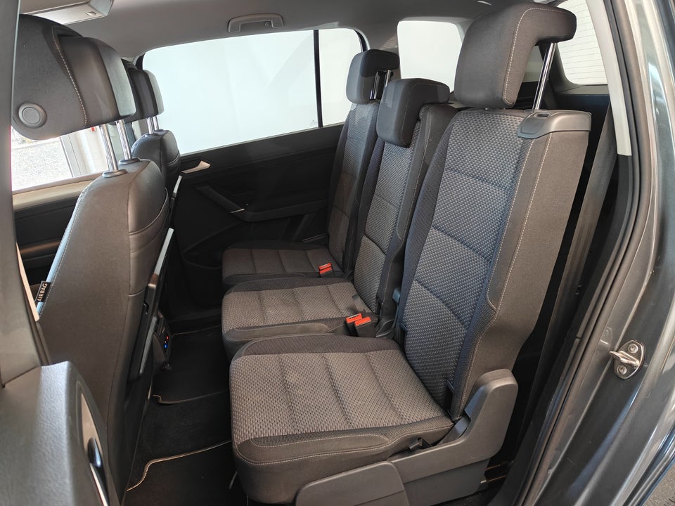 VW Touran 1,2 TSi 110 Comfortline 7prs 5d