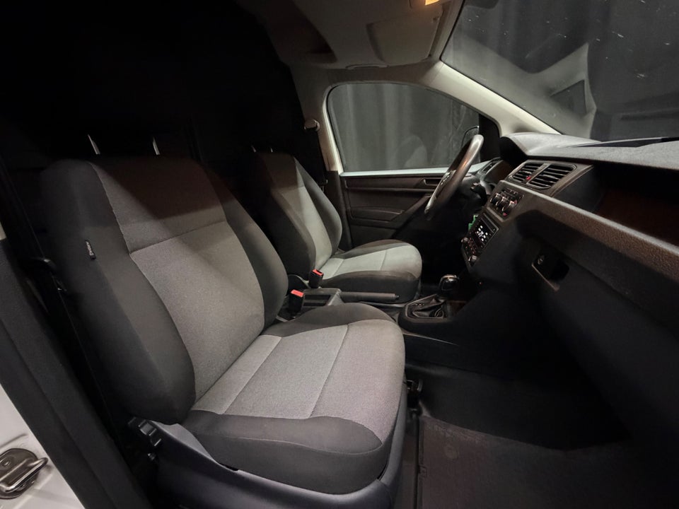 VW Caddy 2,0 TDi 102 DSG BMT Van 4d
