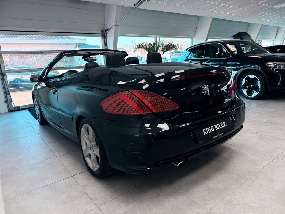 Peugeot 307 2,0 16V CC 2d