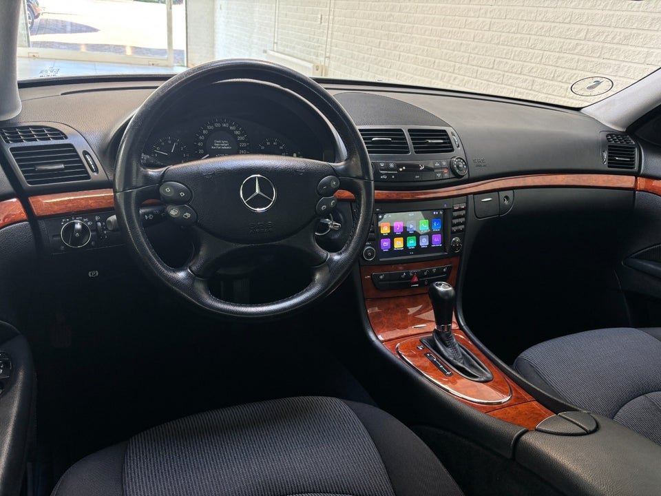 Mercedes E200 1,8 Kompressor Elegance aut. 4d