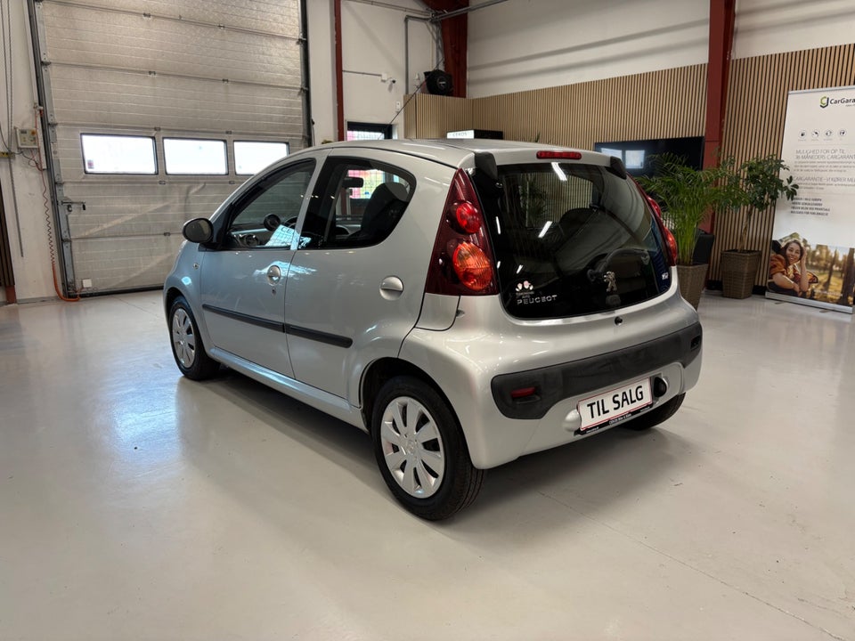 Peugeot 107 1,0 Champion Air 5d