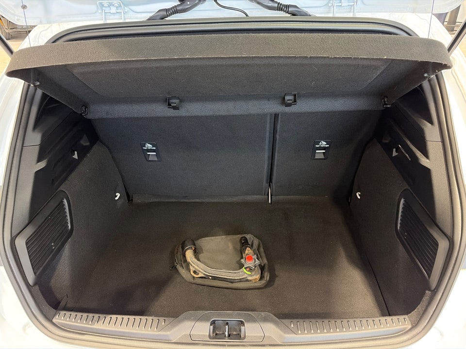 Ford Focus 1,0 EcoBoost ST-Line 5d