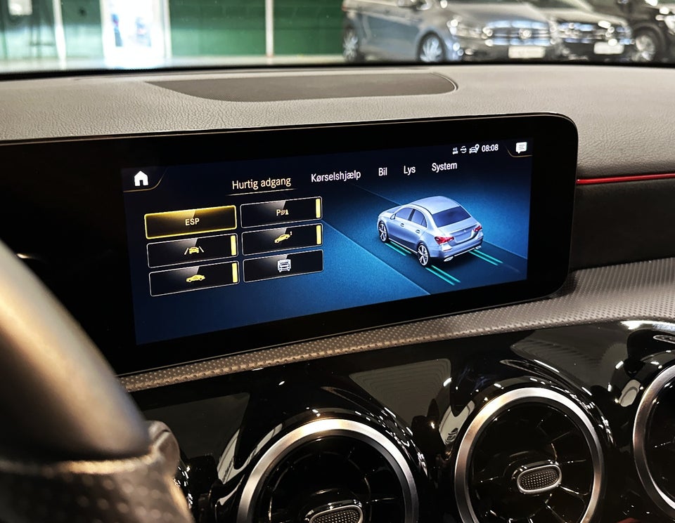 Mercedes A200 d 2,0 AMG Line aut. 4d