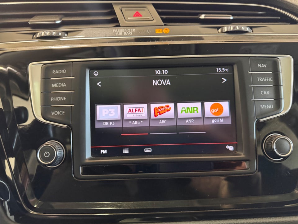 VW Touran 1,6 TDi 110 Highline DSG 7prs 5d