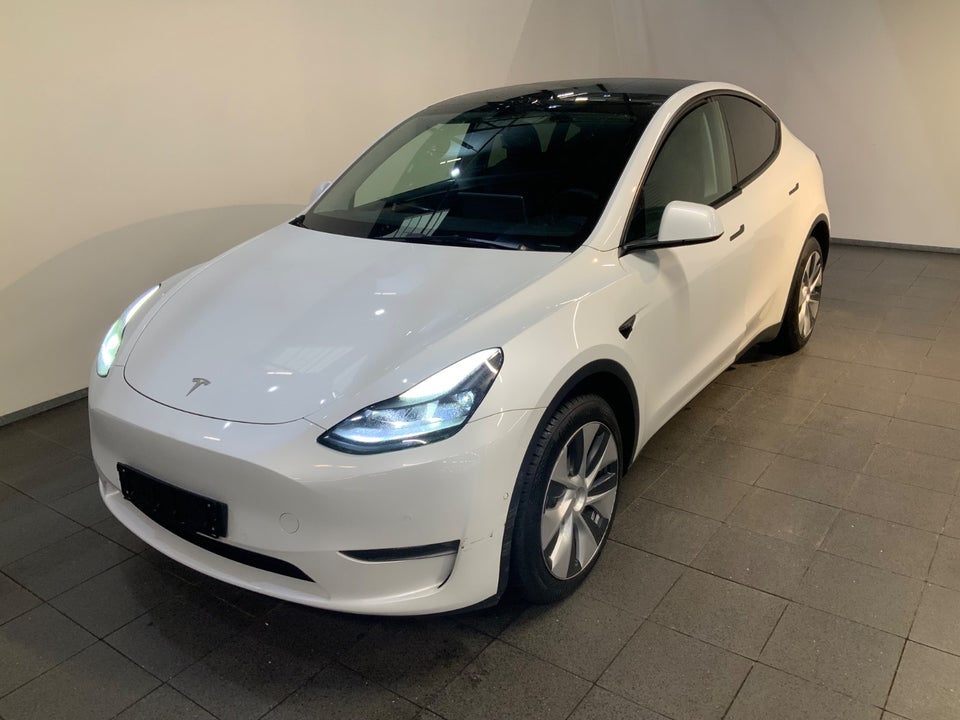 Tesla Model Y Long Range AWD 5d