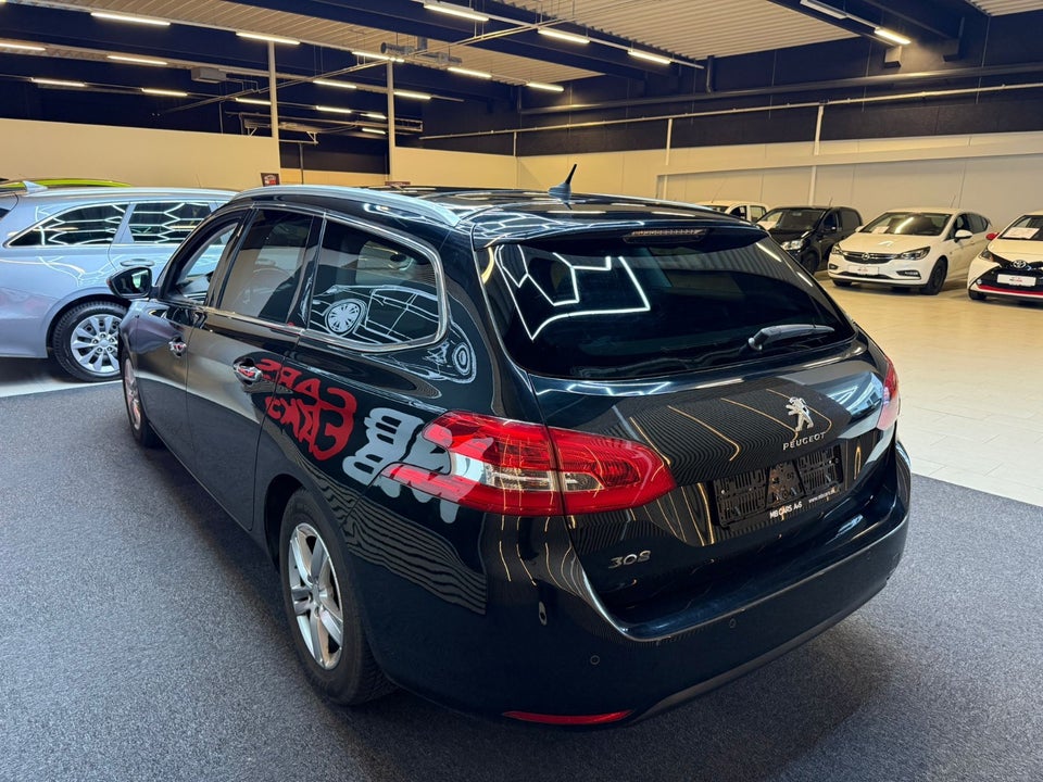Peugeot 308 1,6 BlueHDi 120 Allure Sky SW EAT6 5d