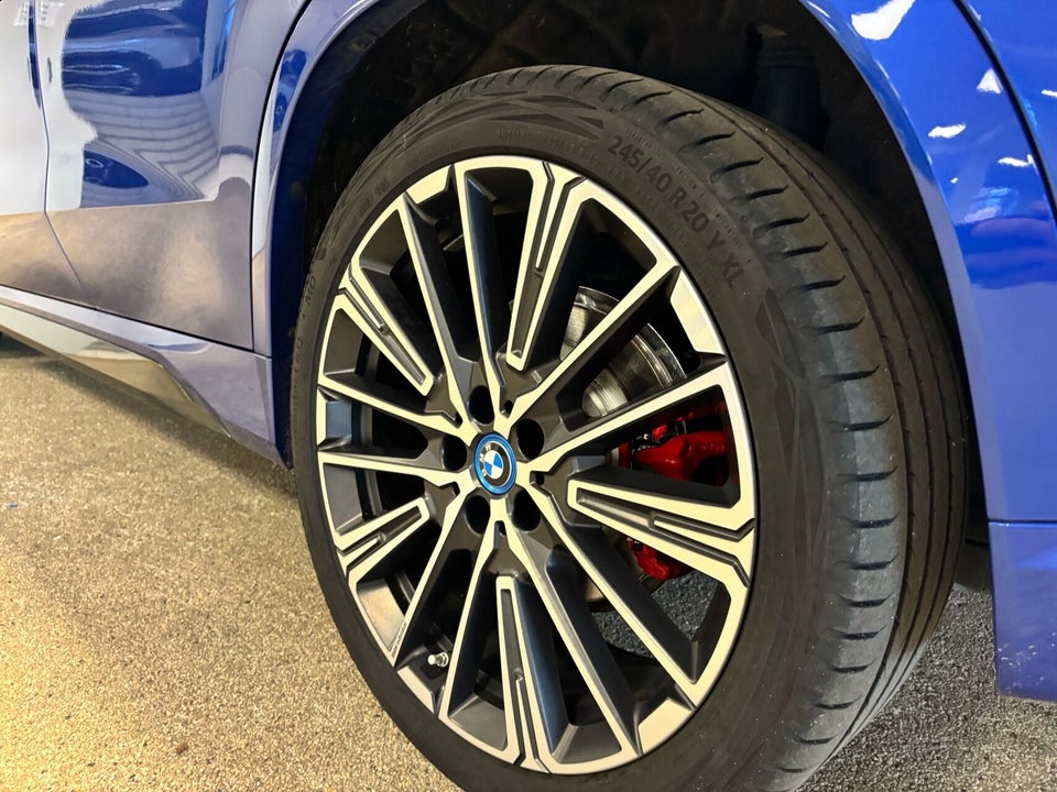 BMW iX1 xDrive30 M-Sport 5d