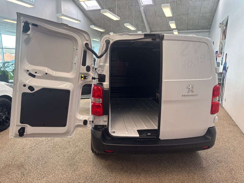 Peugeot e-Expert 50 L2 Plus Van