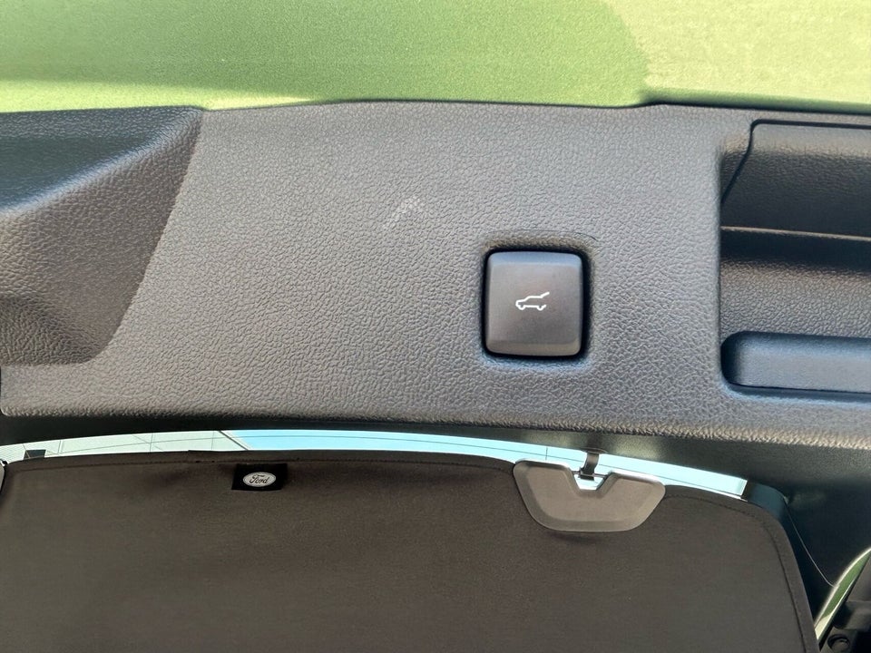 Ford Kuga 2,5 PHEV ST-Line X CVT 5d