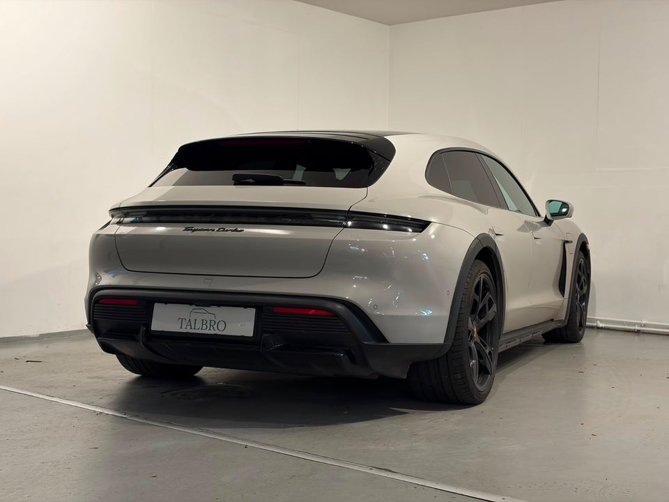 Porsche Taycan Turbo Performance+ Cross Turismo 5d