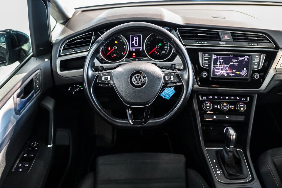 VW Touran 2,0 TDi 150 Comfortline DSG 7prs 5d